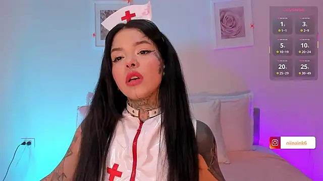 NinaInk online show from 10/26/25, 01:39