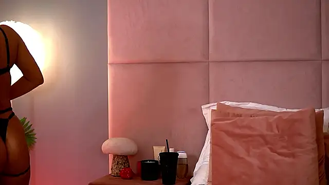 AlmaLuv online show from 03/05/26, 04:52