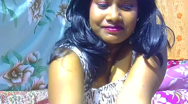 Snapshot of sexy_roma chatting on 02/07/25, 07:49 sexy roma online show from 02/07/25, 07:49