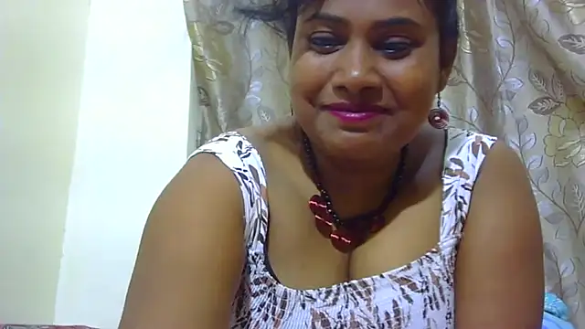 Snapshot of sexy_roma chatting on 10/26/25, 01:50 sexy roma online show from 10/26/25, 01:50