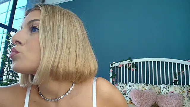 AlicePirs online show from 06/22/26, 04:20