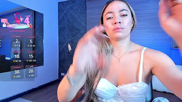 Alessia Taylorr online show from 11/24/25, 12:27