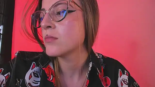 Snapshot of tekila__ chatting on 12/28/24, 09:40 tekila online show from 12/28/24, 09:40