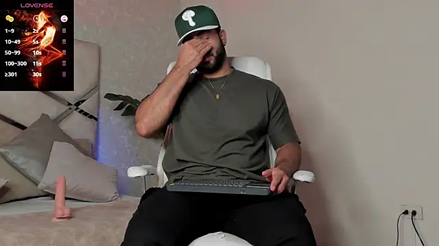 noah crux online show from 12/30/24, 12:20