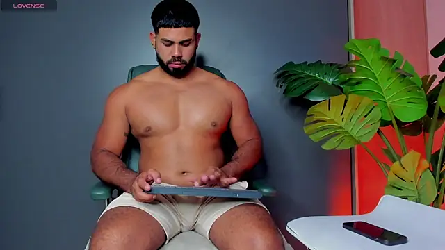 noah crux online show from 05/02/26, 02:27