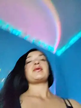 Snapshot of evelyn_prince1 chatting on 05/27/26, 03:36 evelyn prince1 online show from 05/27/26, 03:36