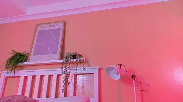 KendalMilleer online show from 12/05/25, 10:24