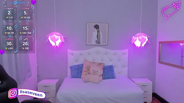 Snapshot of Lisa7_7 chatting on 12/28/24, 07:22 Lisa7 7 online show from 12/28/24, 07:22