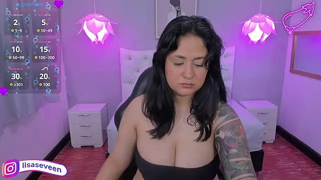 Snapshot of Lisa7_7 chatting on 02/04/25, 09:52 Lisa7 7 online show from 02/04/25, 09:52