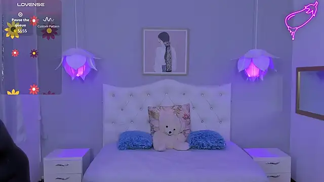 Snapshot of Lisa7_7 chatting on 10/04/25, 12:58 Lisa7 7 online show from 10/04/25, 12:58