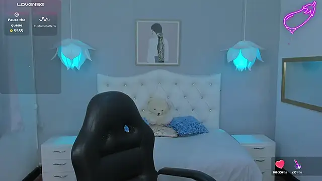 Snapshot of Lisa7_7 chatting on 10/15/25, 06:52 Lisa7 7 online show from 10/15/25, 06:52