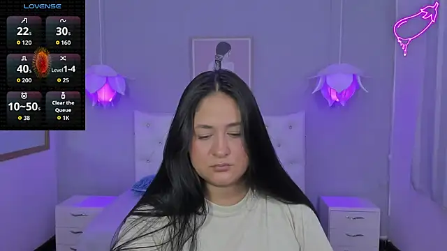 Snapshot of Lisa7_7 chatting on 11/27/25, 06:32 Lisa7 7 online show from 11/27/25, 06:32