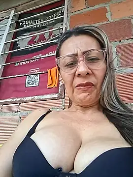 Mia-funny20 online show from 06/28/26, 08:26