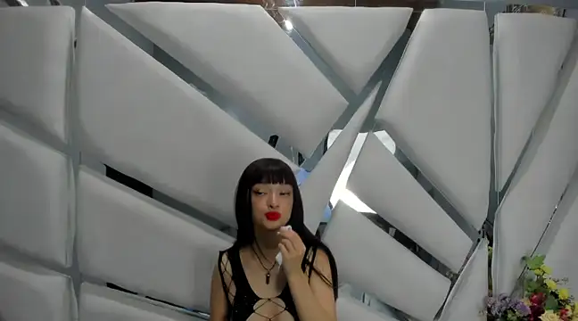 Snapshot of Aurora_18 chatting on 12/18/24, 06:03 Aurora 18 online show from 12/18/24, 06:03