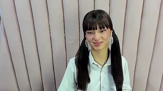 Snapshot of Aurora_18 chatting on 01/25/25, 08:42 Aurora 18 online show from 01/25/25, 08:42