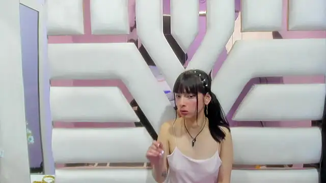 Aurora 18 online show from 01/27/25, 11:54