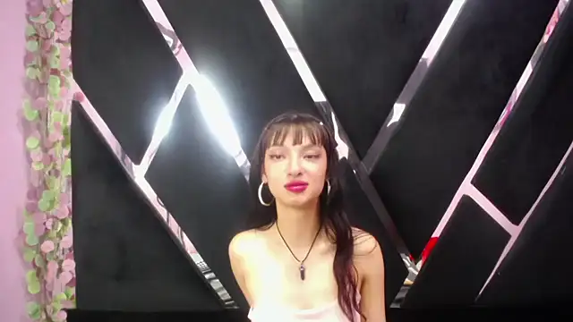 Snapshot of Aurora_18 chatting on 02/16/25, 12:30 Aurora 18 online show from 02/16/25, 12:30