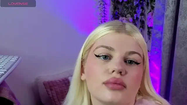 JosephineBlairs online show from 05/22/26, 03:02