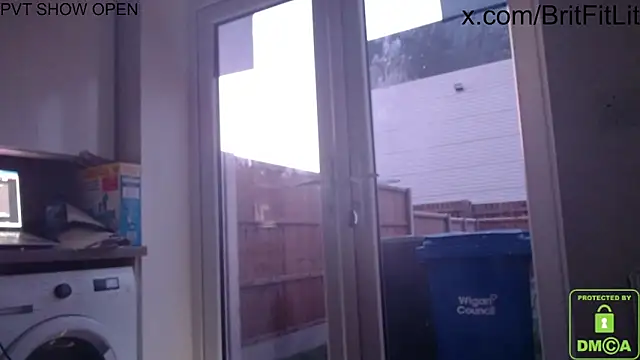 Snapshot of BritishHappyEnding chatting on 01/02/25, 08:06 BritishHappyEnding online show from 01/02/25, 08:06