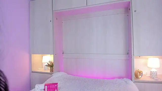 valerymeyerr online show from 10/03/25, 04:09