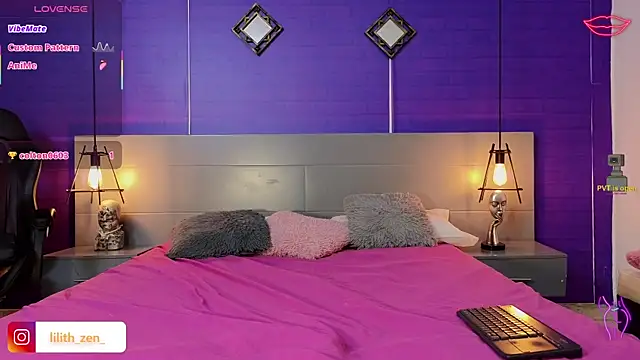 Snapshot of Lilith_Zen chatting on 03/07/25, 03:19 Lilith Zen online show from 03/07/25, 03:19