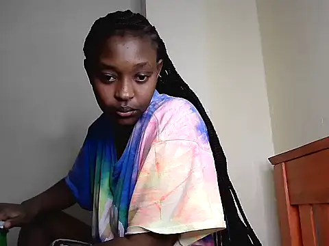 Snapshot of Sweet_mella chatting on 06/14/26, 06:32 Sweet mella online show from 06/14/26, 06:32