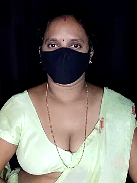 vintage-vibs online show from 10/22/25, 05:45