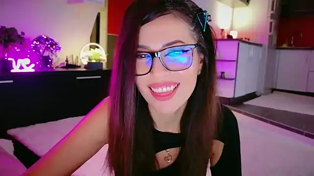 Snapshot of MissSmiley26 chatting on 02/26/26, 10:20 MissSmiley26 online show from 02/26/26, 10:20