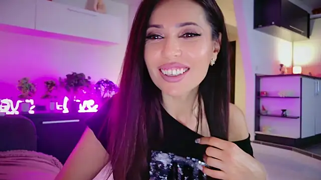 MissSmiley26 online show from 05/01/26, 10:47