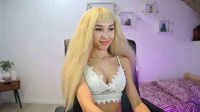 Snapshot of Amai__Liu chatting on 12/01/25, 06:57 Amai Liu online show from 12/01/25, 06:57