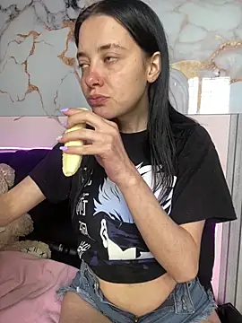 Isabella 21x online show from 11/13/25, 12:37