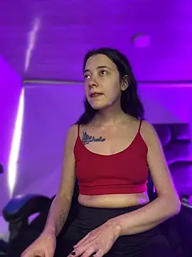 Isabella 21x online show from 06/15/26, 11:45