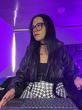 Isabella 21x online show from 06/19/26, 12:42