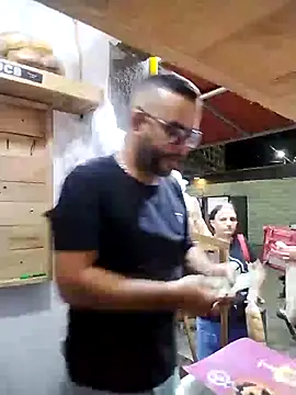 Snapshot of Daos69 chatting on 02/06/26, 12:04 Daos69 online show from 02/06/26, 12:04