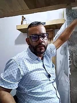 Snapshot of Daos69 chatting on 02/07/26, 10:24 Daos69 online show from 02/07/26, 10:24