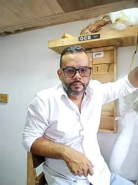 Snapshot of Daos69 chatting on 02/24/26, 09:02 Daos69 online show from 02/24/26, 09:02