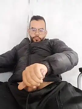 Snapshot of Daos69 chatting on 03/07/26, 02:47 Daos69 online show from 03/07/26, 02:47