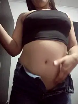 Snapshot of dulccemaria24 chatting on 02/21/26, 05:58 dulccemaria24 online show from 02/21/26, 05:58