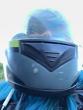 Snapshot of Lunapage chatting on 01/22/25, 12:06 Lunapage online show from 01/22/25, 12:06