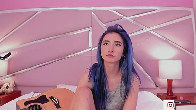 Snapshot of Lunapage chatting on 01/30/25, 05:06 Lunapage online show from 01/30/25, 05:06