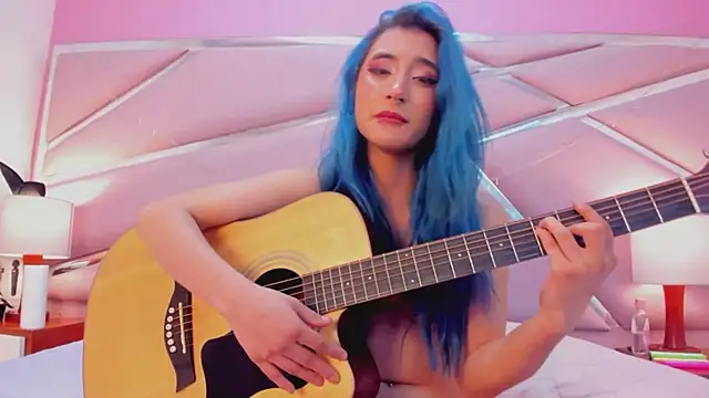 Snapshot of Lunapage chatting on 02/20/25, 05:07 Lunapage online show from 02/20/25, 05:07