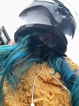 Snapshot of Lunapage chatting on 02/25/25, 01:06 Lunapage online show from 02/25/25, 01:06