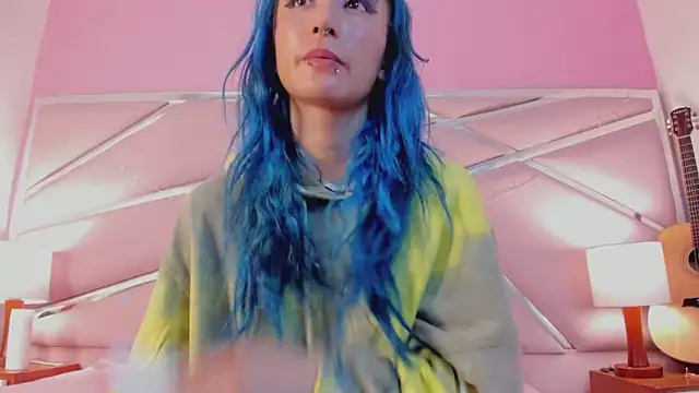 Snapshot of Lunapage chatting on 02/27/25, 07:15 Lunapage online show from 02/27/25, 07:15