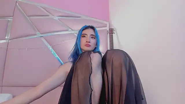 Snapshot of Lunapage chatting on 03/06/25, 04:07 Lunapage online show from 03/06/25, 04:07