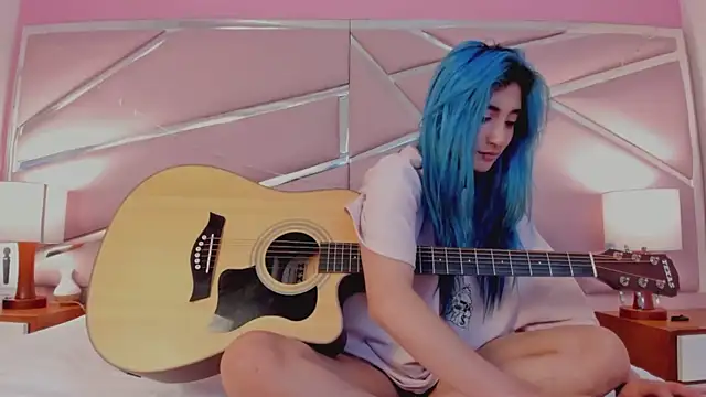 Snapshot of Lunapage chatting on 03/13/25, 07:17 Lunapage online show from 03/13/25, 07:17