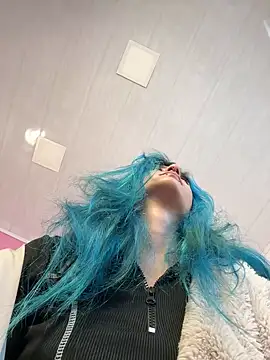 Snapshot of Lunapage chatting on 03/20/25, 01:04 Lunapage online show from 03/20/25, 01:04