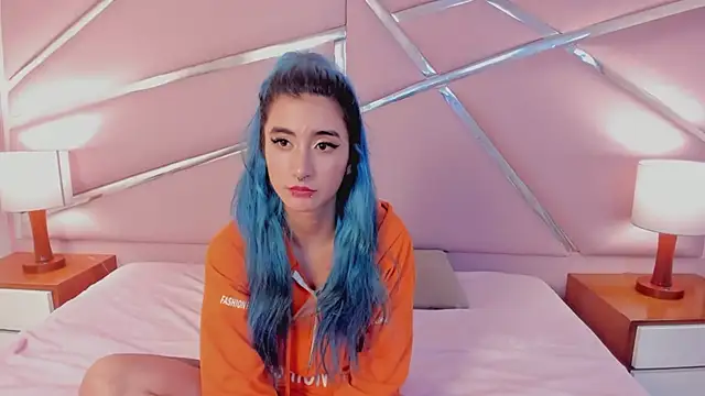 Snapshot of Lunapage chatting on 03/22/25, 04:15 Lunapage online show from 03/22/25, 04:15