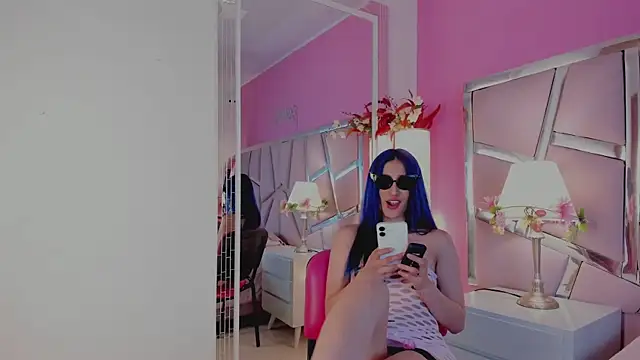 Snapshot of Lunapage chatting on 09/08/25, 08:30 Lunapage online show from 09/08/25, 08:30