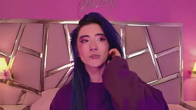 Snapshot of Lunapage chatting on 09/13/25, 08:08 Lunapage online show from 09/13/25, 08:08