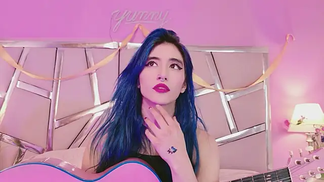 Snapshot of Lunapage chatting on 09/29/25, 10:36 Lunapage online show from 09/29/25, 10:36